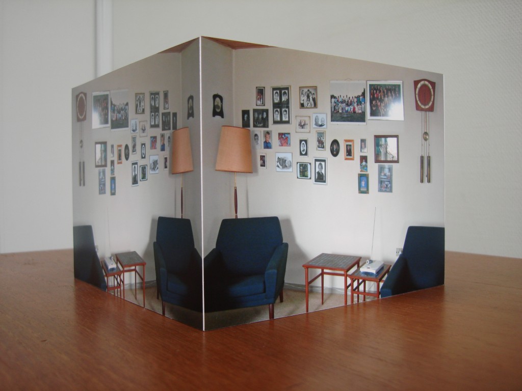 A photograph of a wall in a room, built as a three-dimensional room.